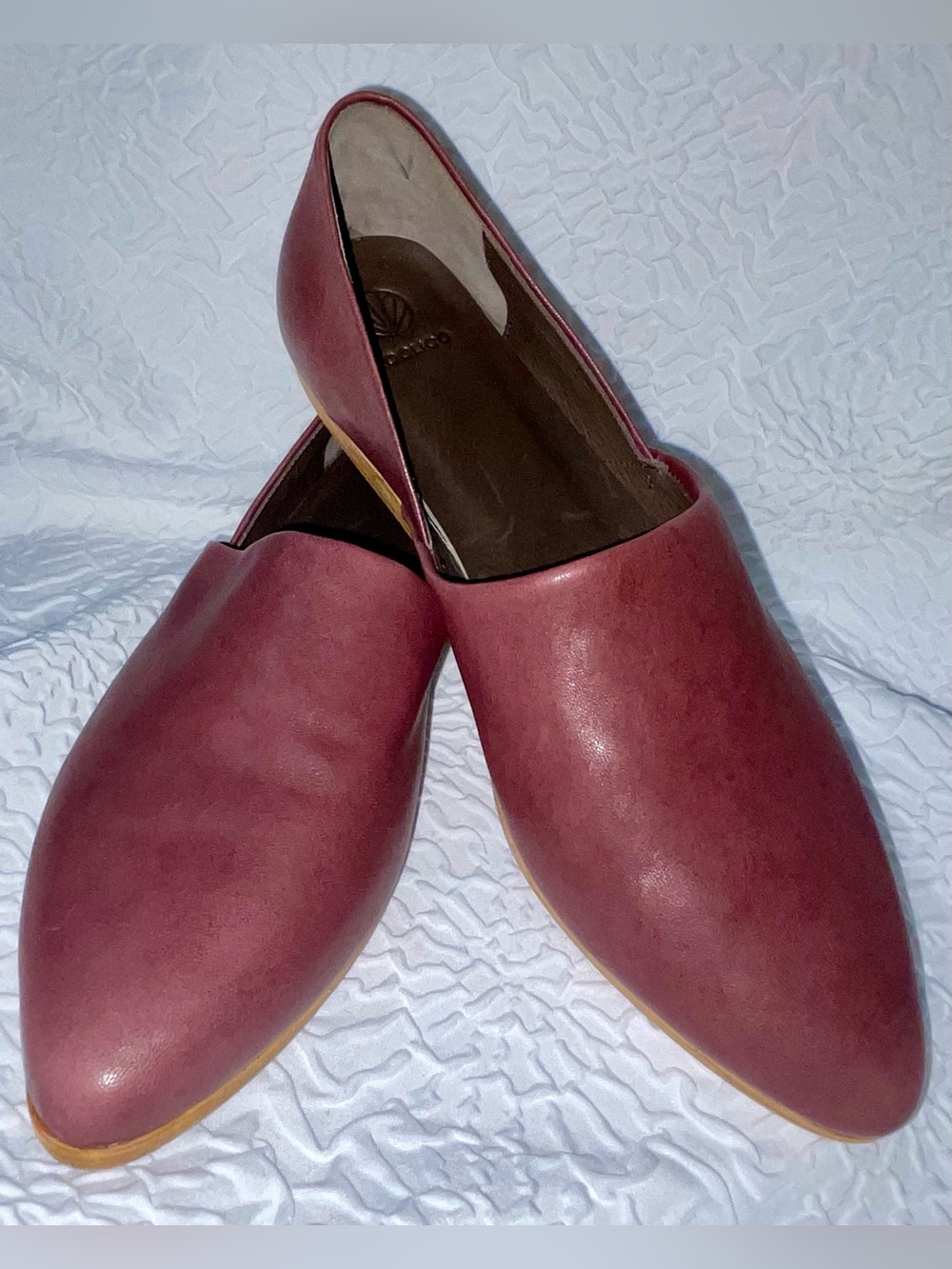 COCLICO Women's Burgundy Leather Flats